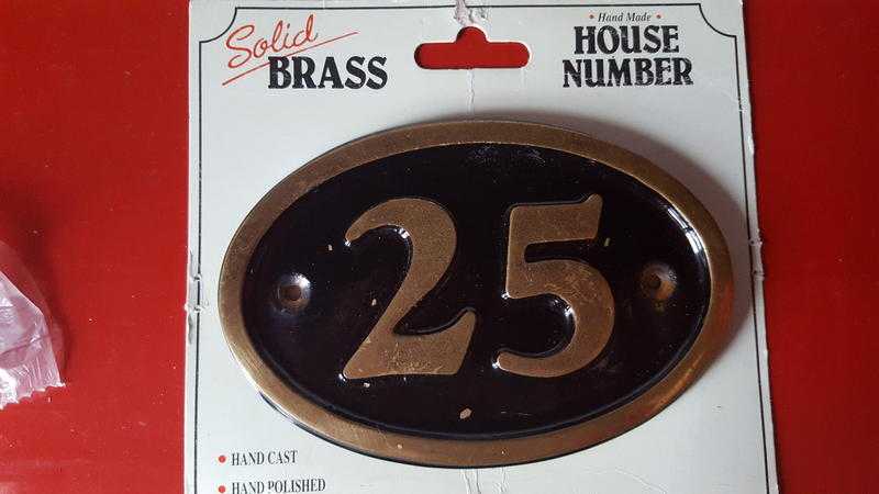 SOLID BRASS HAND MADE HOUSE NUMBER 03925039 WITH BLACK BACKGROUND.