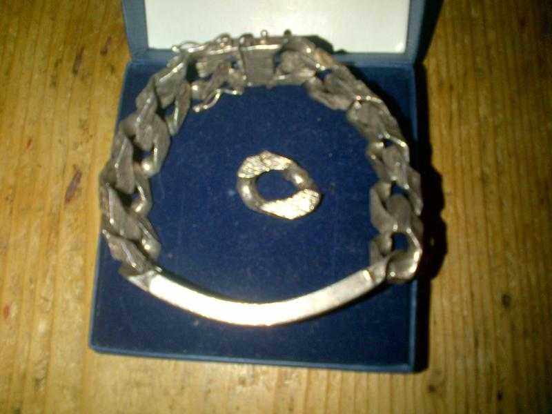 solid hallmarked silver vintage 70039s retro bark pattern men039s identity bracelet chain  spare link