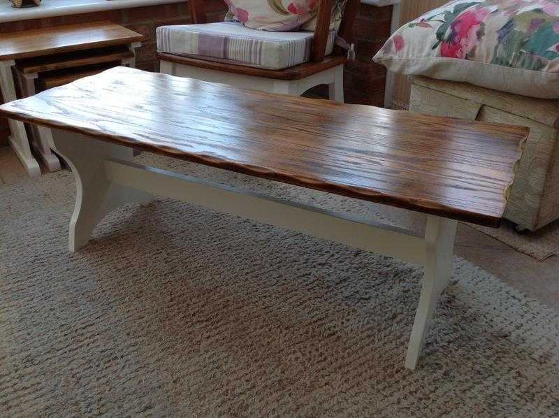 Solid oak coffee tablebench