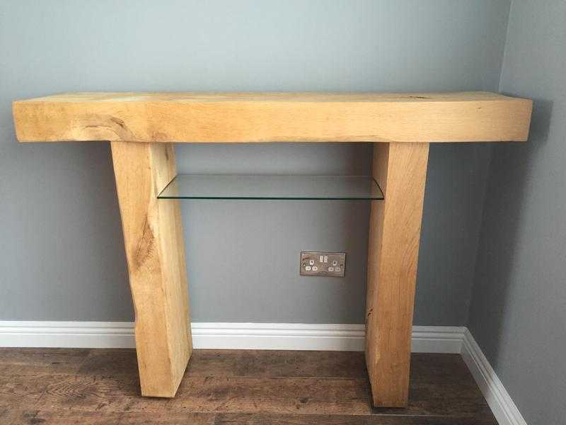 Solid oak hearth with glass shelf