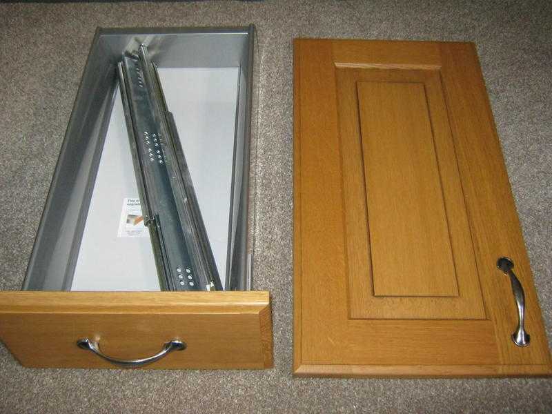 Solid oak Kitchen unit door and drawer.