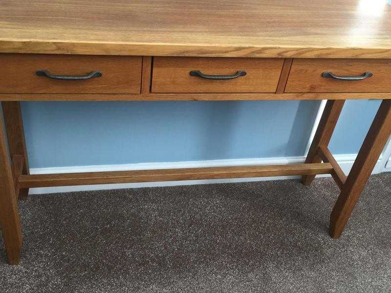 SOLID OAK SMALL 3 DRAWER CONSOLE TABLE