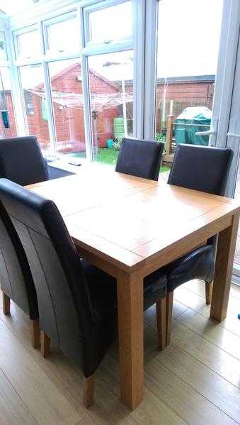 Solid Oak Table