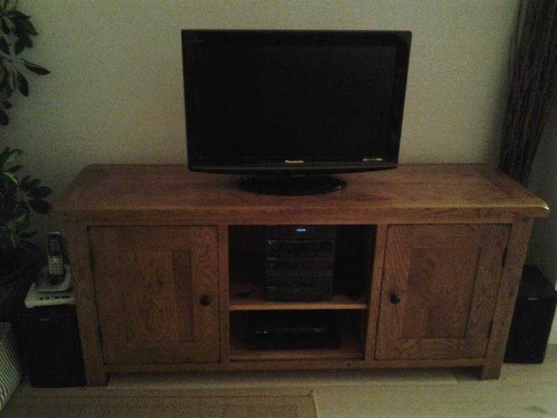 Solid Oak TV Unit