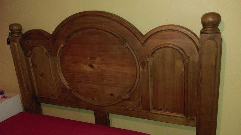 Solid Wood King Size Bed amp Feature Headboard