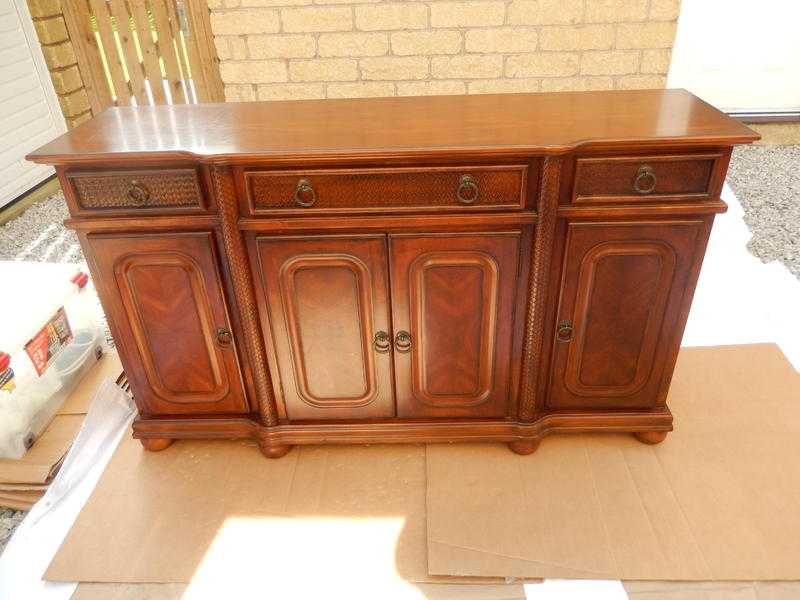 Solid Wood Sideboard with DrawersCupboards