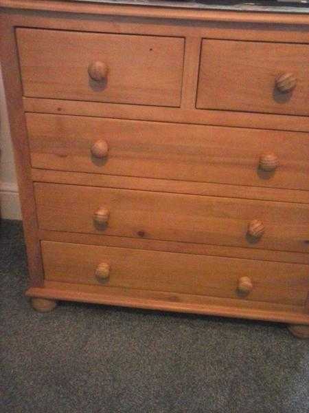 Solid wooden  pine chest of drawers.