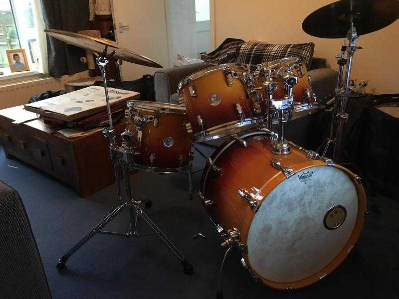 Sonor Force 3005 full maple drum kit