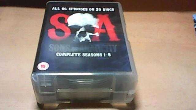 SONS OF ANARCHY COMPLETE SEASONS 1-5 - ALL 66 EPISODES ON 20 DVD039S.