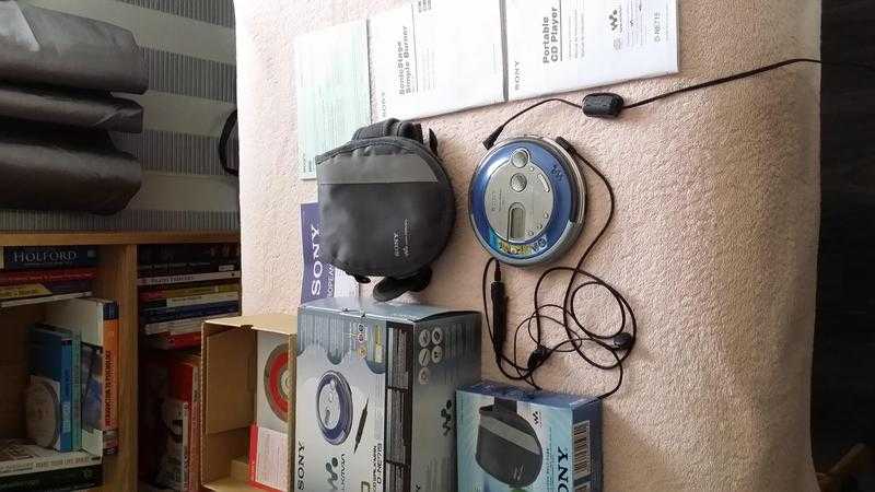 Sony Attac CD PLWalkman D-NE715