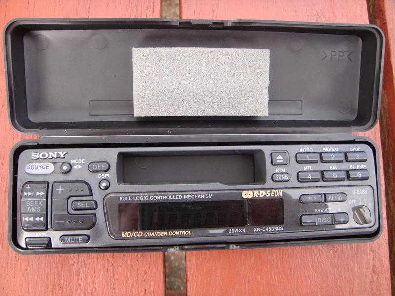 sony car radio cassette face off