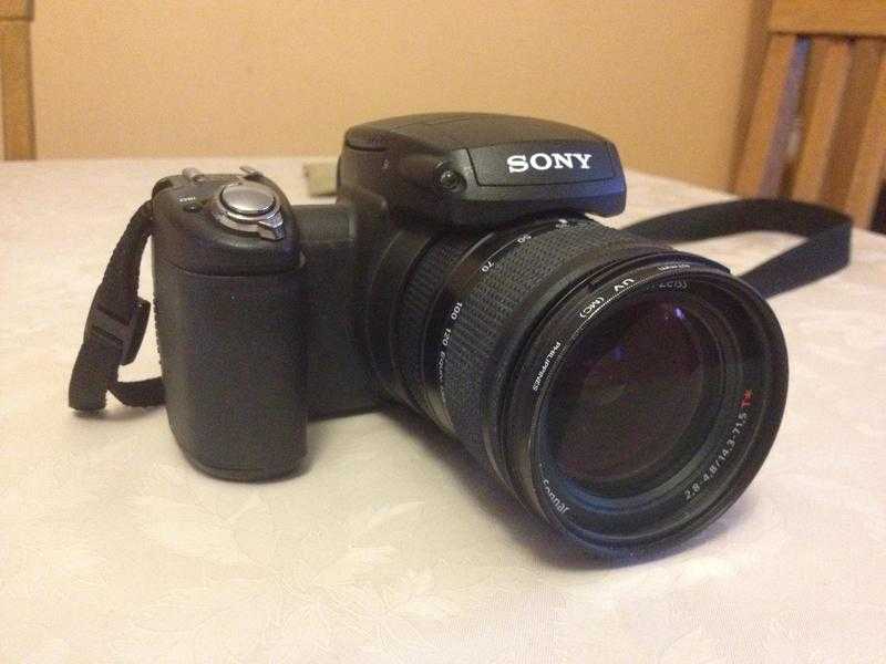 Sony DSC-R1