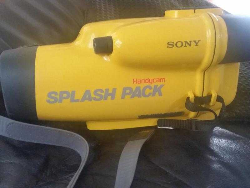 Sony Handycam SPK-FX1 Splash Pack.