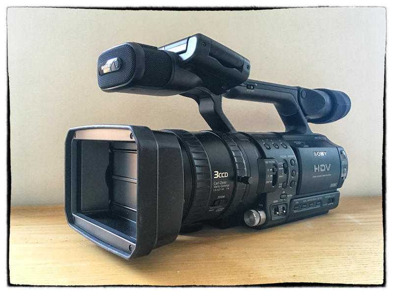 Sony HVR-Z1E Video Camer and Accessories for Sale (Never Used)