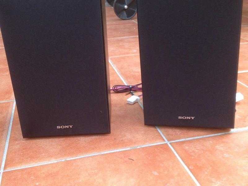 SONY SPEAKERS -  BRAND NEW