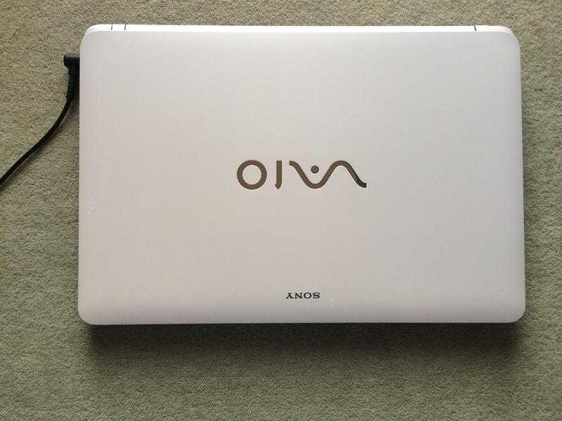 Sony Vaio Laptop 200 ONO