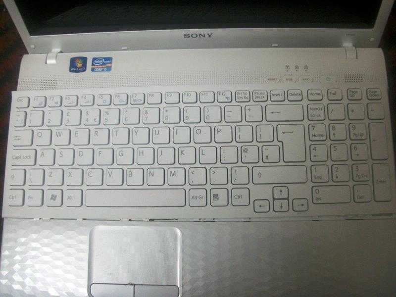 sony view laptop screen and keyboard available