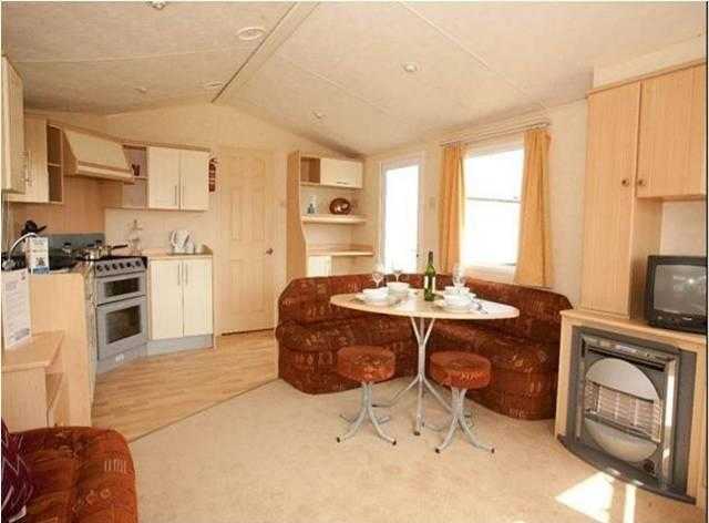 Spacious 8 berth holiday homes, static caravans, for sale fully equiped
