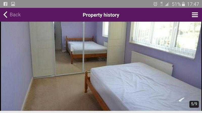 Spacious double bedroom for rent in Crawley