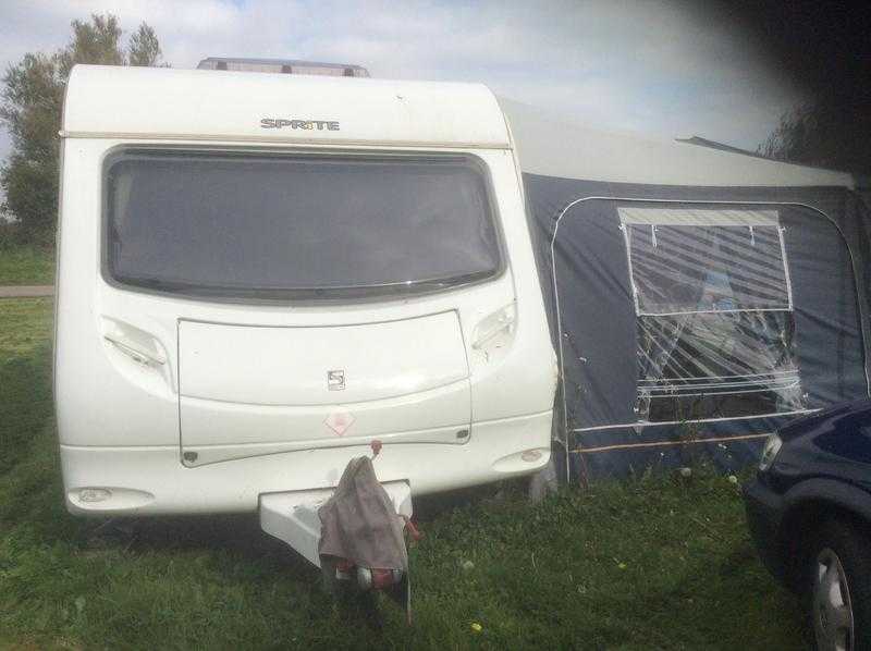 Sprite Alpine 4 berth fixed bed