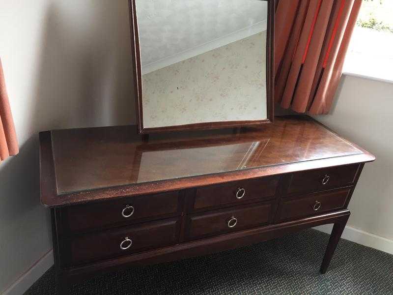 STAG MINSTREL DRESSING TABLE