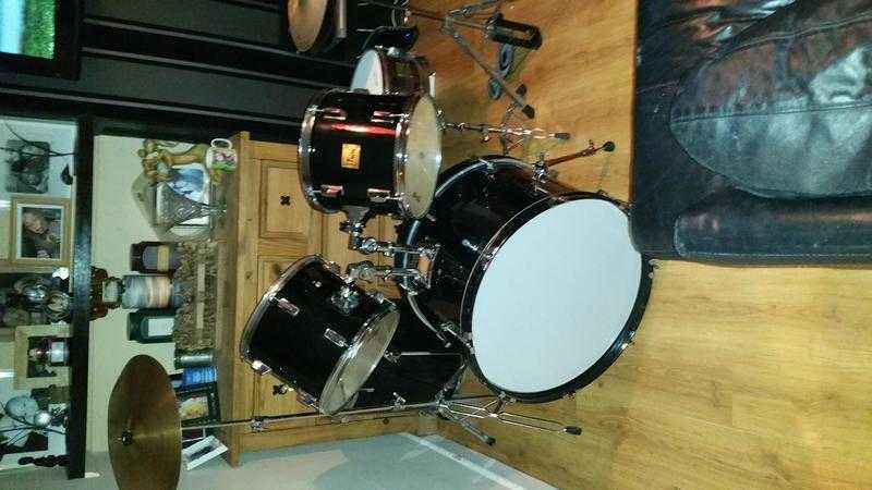 Stagg tim drum kit