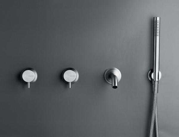 Stainless steel bathroom taps from COCOON