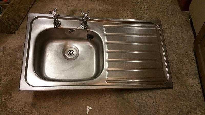 Stainless Steel Kitchen Sink