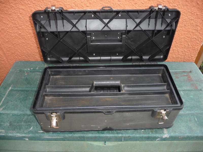 STANLEY 23IN STAINLESS STEEL TOOLBOX