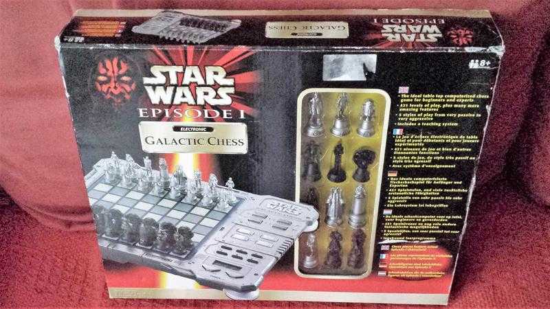 Star Wars Episode 1 Electronic Galactic Chess by Tiger Electronics Ltd