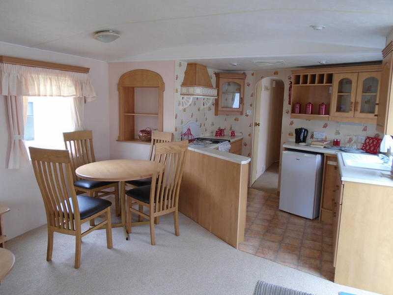 Static Caravan For Sale at Romney Sands with Private Fishing Lake and Bowling Green