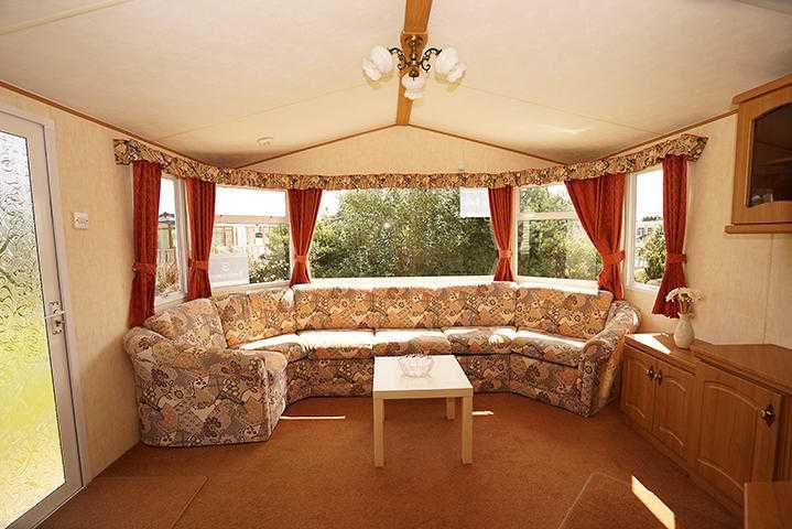 Static caravan on the east coast of england skegness near the beach 12ft wide