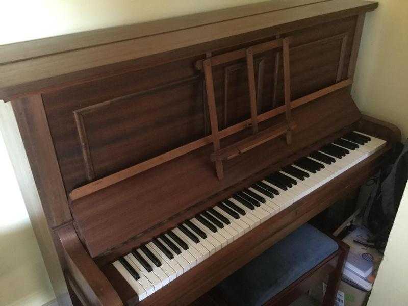 Steinberg Upright Piano