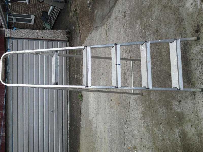 Step ladders aluminium