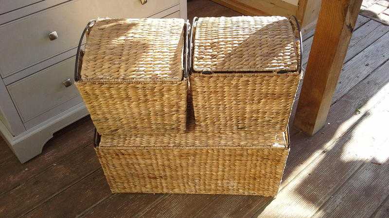 Storage Baskets Hinged lids x 3