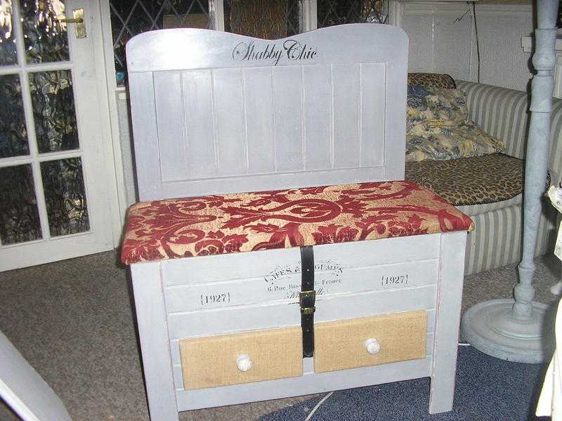 STORAGE  BOX    BENCH  SEAT