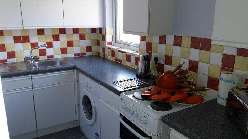 Studio  flat to rent in Capel