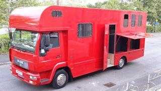 Stunning 7.5 ton, 3 horse lorry which has been fully refurbished to a very high standard