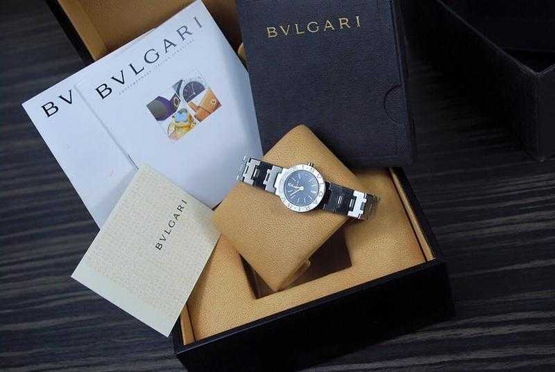 Stunning Bvlgari BB23SS watch in mint condition