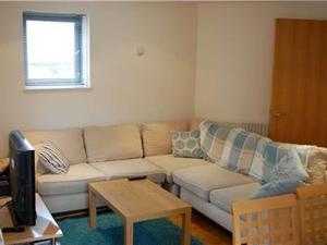 Stunning one bedroom flat is available