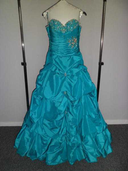 Stunning Prom dress for sale