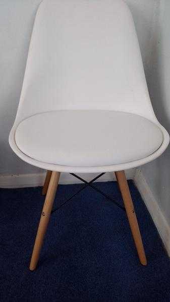 Stylish White Desk Chair with Padded Seat