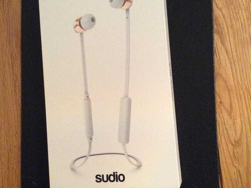 Sudio Vasa Bla wireless earphones