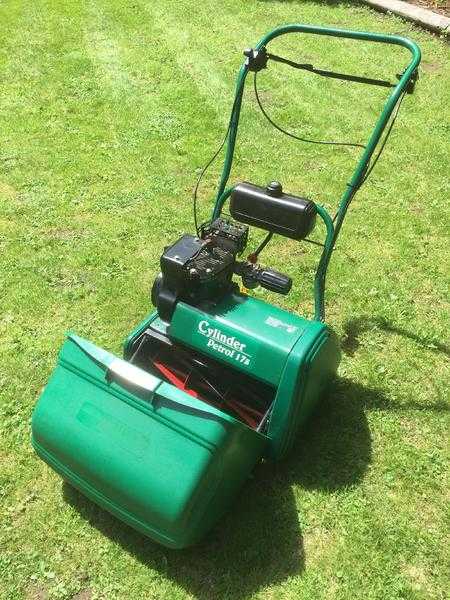 Suffolk punch 17s cylinder mower