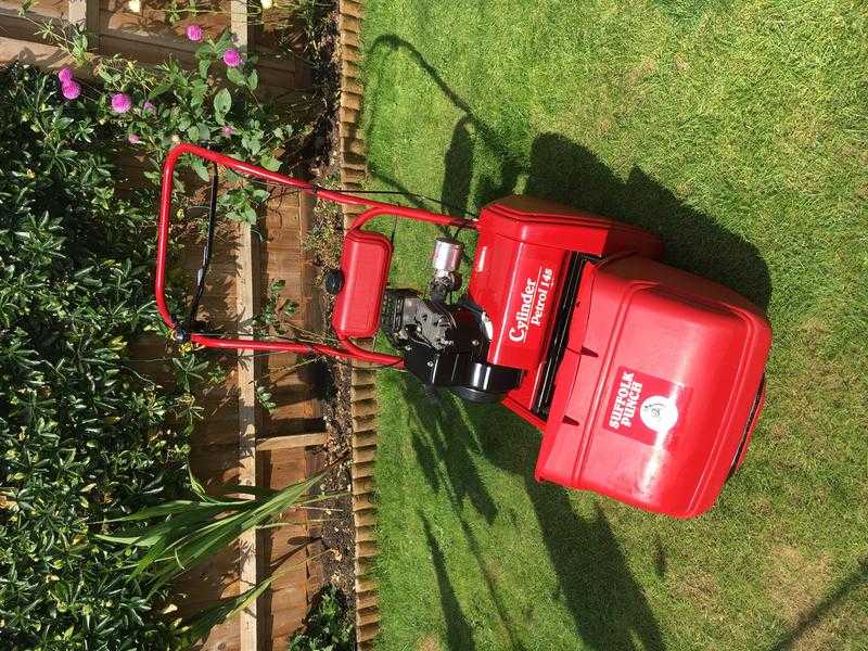Suffolk punch cylinder lawn mower