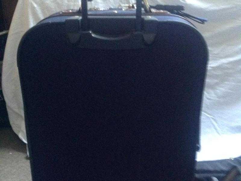 Suitcase, 2 wheeled, Medium, 72x35x25cms - Superior Quality, Sturdy MampS