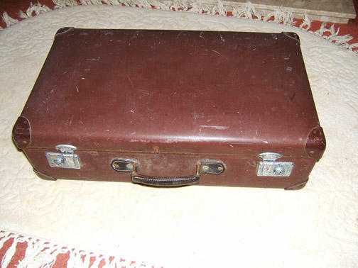 SUITCASE, GLOBE TROTTER, VINTAGE