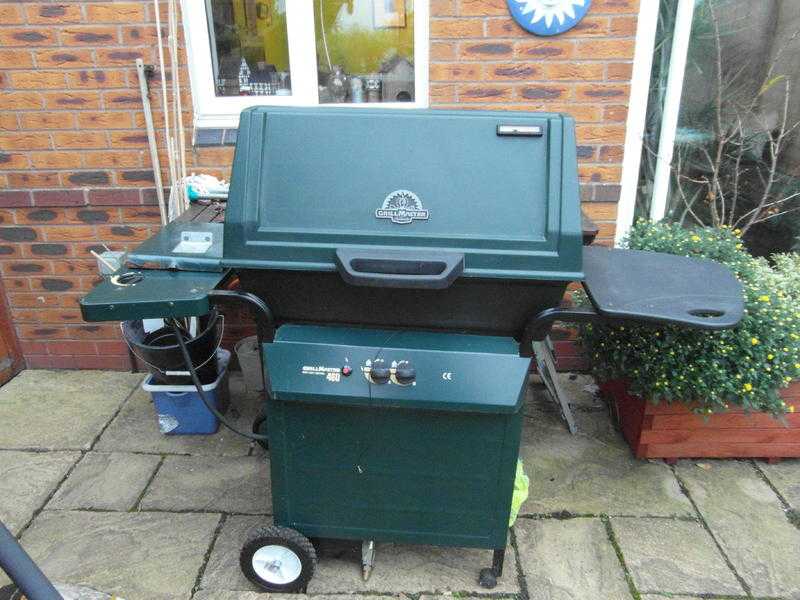 Sunbeam Grillmaster 460 Gas BBQ