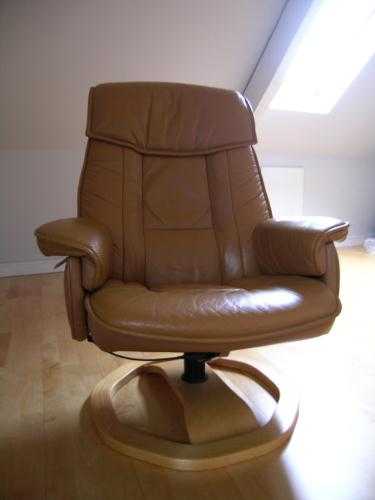 Super Comfortable Real Leather Chair