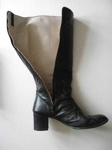 Superb - Black Leather Knee-high Boots - size 41